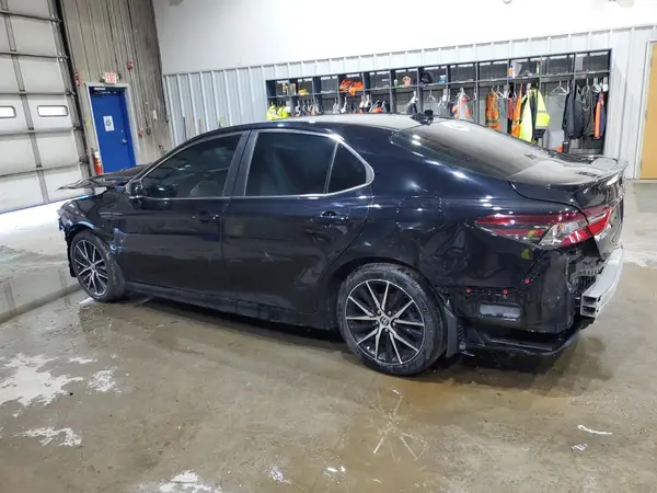 4T1G11BK6NU059419 2022 TOYOTA CAMRY - Image 2