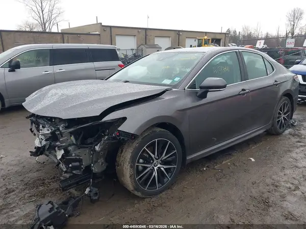 4T1G11BK6PU106533 2023 TOYOTA CAMRY - Image 2