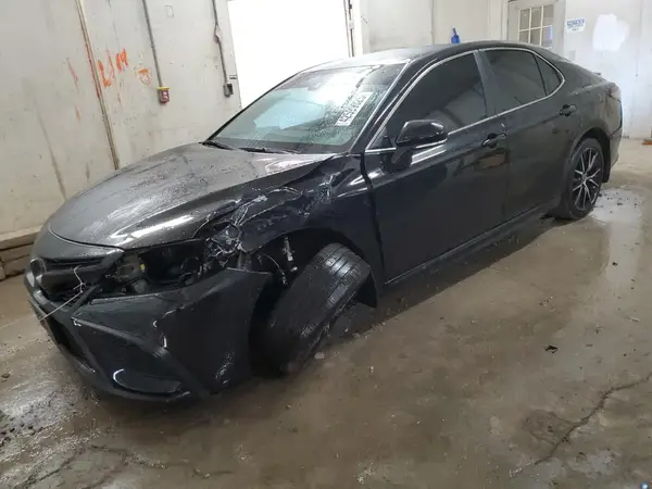 4T1G11BK6RU109029 2024 TOYOTA CAMRY - Image 1