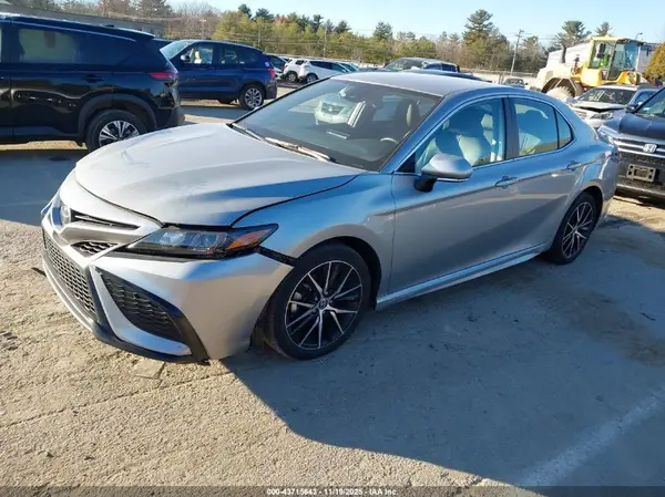 4T1G11BK6RU119432 2024 TOYOTA CAMRY - Image 2