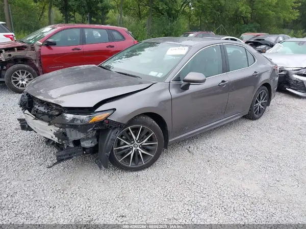 4T1G11BK6RU125697 2024 TOYOTA CAMRY - Image 2