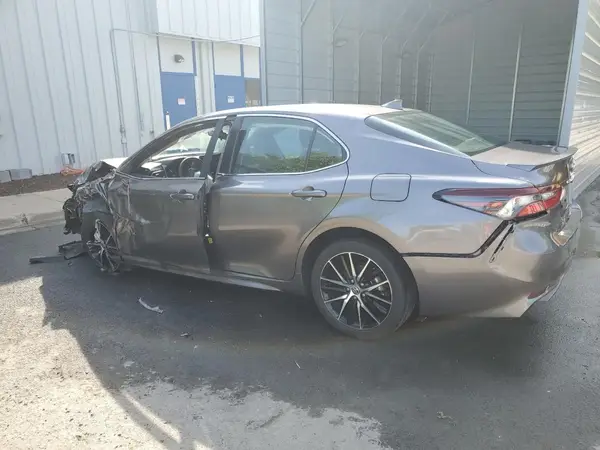 4T1G11BK6RU129670 2024 TOYOTA CAMRY - Image 2