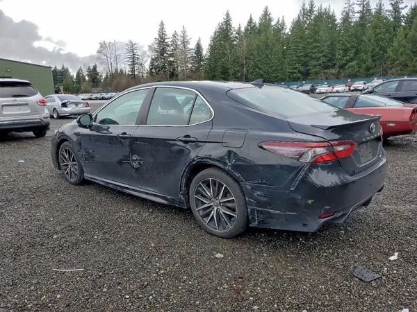 4T1G11BK7MU024080 2021 TOYOTA CAMRY - Image 2
