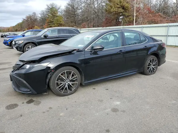4T1G11BK7MU029716 2021 TOYOTA CAMRY - Image 1