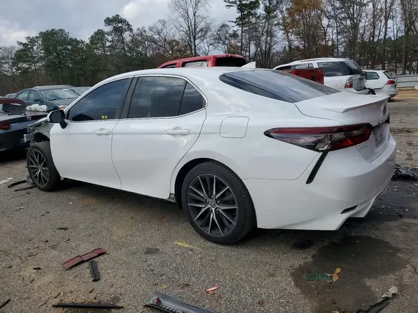 4T1G11BK7MU036567 2021 TOYOTA CAMRY - Image 2