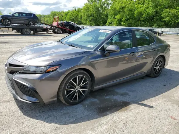4T1G11BK7NU050941 2022 TOYOTA CAMRY - Image 1