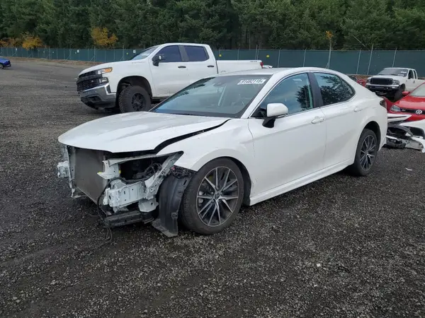 4T1G11BK7NU051314 2022 TOYOTA CAMRY - Image 1