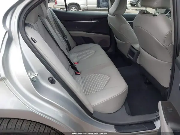 4T1G11BK7NU054732 2022 TOYOTA CAMRY - Image 8