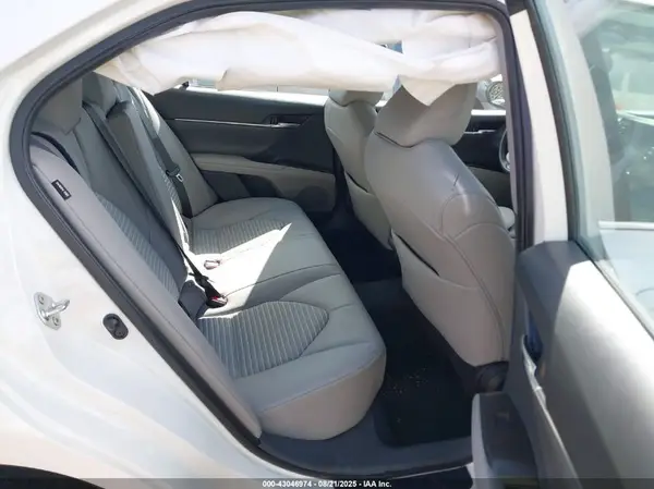 4T1G11BK7NU059249 2022 TOYOTA CAMRY - Image 8