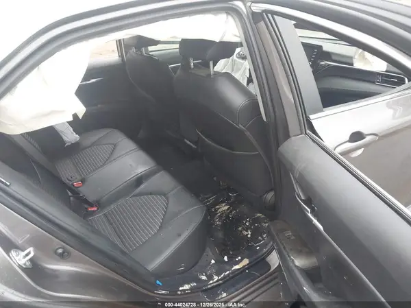 4T1G11BK7NU066993 2022 TOYOTA CAMRY - Image 8