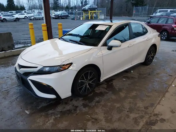 4T1G11BK7PU075504 2023 TOYOTA CAMRY - Image 2