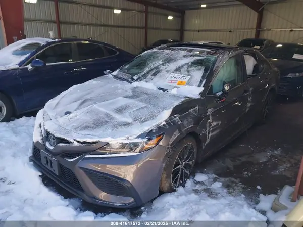 4T1G11BK7PU096868 2023 TOYOTA CAMRY - Image 2