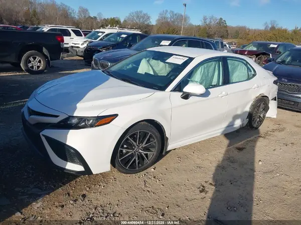 4T1G11BK7PU100823 2023 TOYOTA CAMRY - Image 2