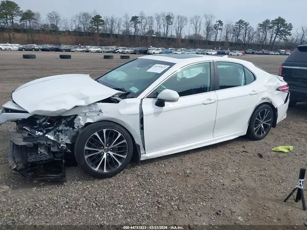 4T1G11BK8LU001485 2020 TOYOTA CAMRY - Image 2