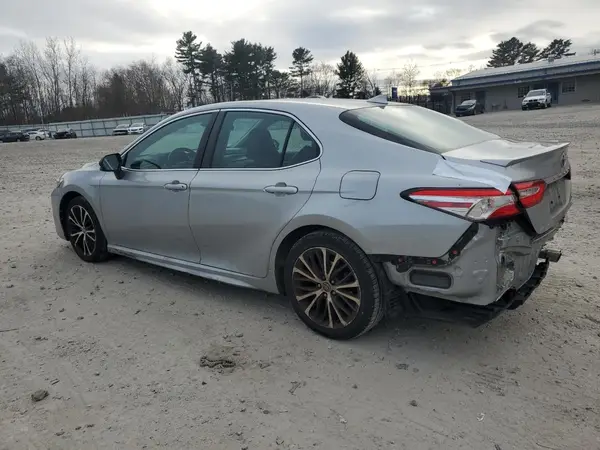 4T1G11BK8LU019310 2020 TOYOTA CAMRY - Image 2