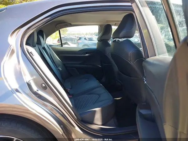 4T1G11BK8MU024072 2021 TOYOTA CAMRY - Image 8