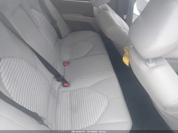 4T1G11BK8MU024444 2021 TOYOTA CAMRY - Image 8
