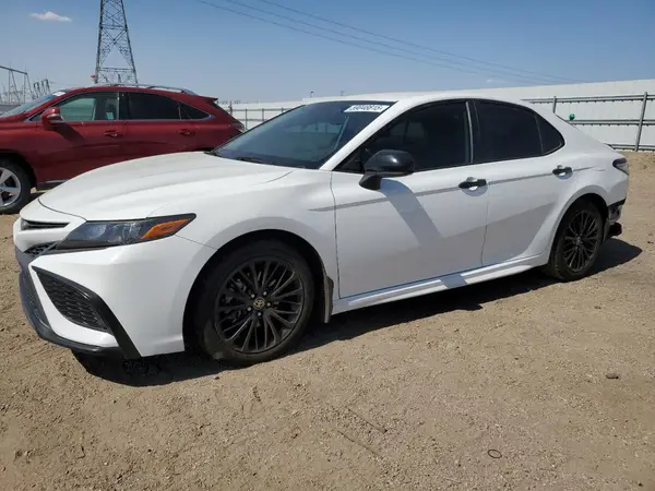4T1G11BK8MU029790 2021 TOYOTA CAMRY - Image 1
