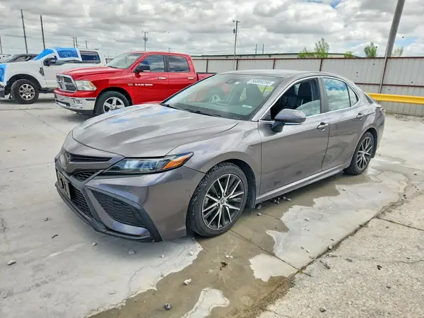4T1G11BK8NU048115 2022 TOYOTA CAMRY - Image 1