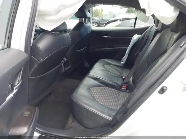 4T1G11BK8NU049250 2022 TOYOTA CAMRY - Image 8