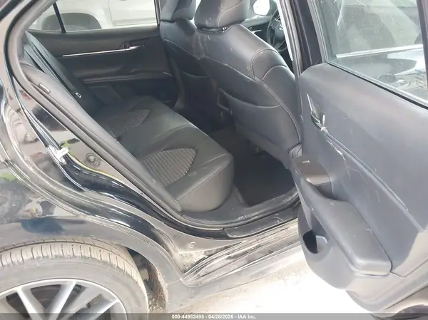 4T1G11BK8NU060880 2022 TOYOTA CAMRY - Image 8