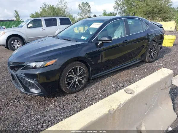 4T1G11BK8PU076516 2023 TOYOTA CAMRY - Image 2