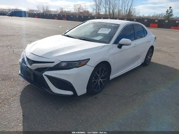4T1G11BK8PU082073 2023 TOYOTA CAMRY - Image 2