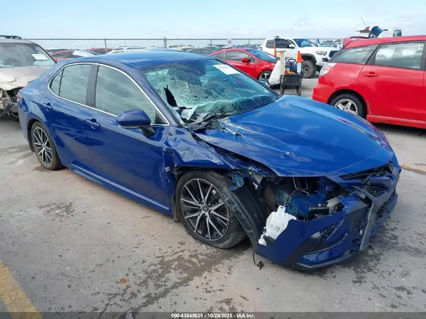 4T1G11BK8PU107957 2023 TOYOTA CAMRY - Image 1