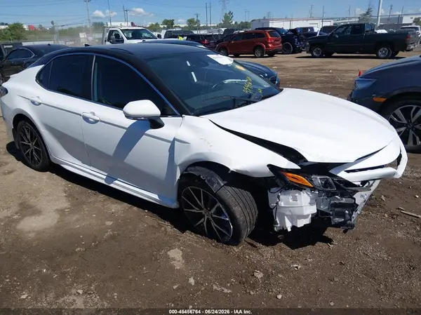 4T1G11BK8RU113633 2024 TOYOTA CAMRY - Image 1
