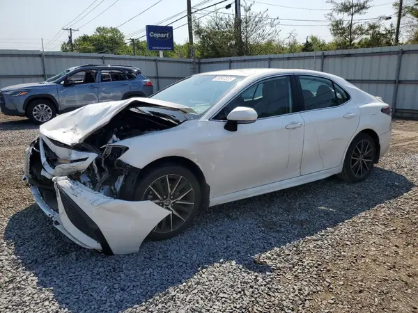 4T1G11BK8RU113762 2024 TOYOTA CAMRY - Image 1