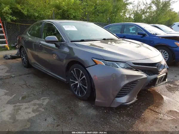 4T1G11BK9LU005688 2020 TOYOTA CAMRY - Image 1