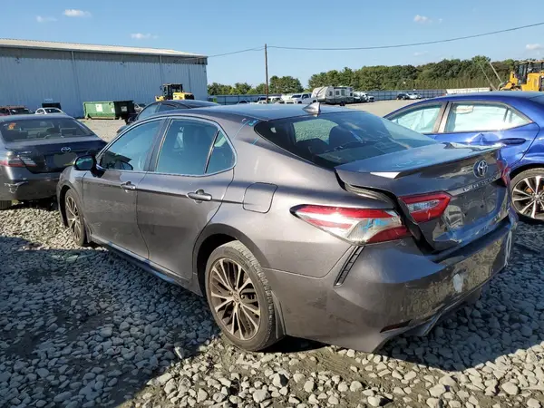 4T1G11BK9LU008395 2020 TOYOTA CAMRY - Image 2