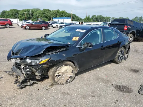 4T1G11BK9MU025473 2021 TOYOTA CAMRY - Image 1
