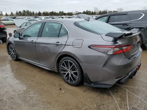 4T1G11BK9MU028809 2021 TOYOTA CAMRY - Image 2