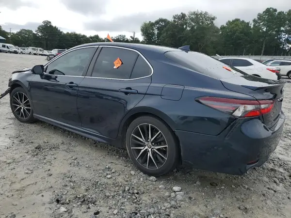4T1G11BK9MU032780 2021 TOYOTA CAMRY - Image 2