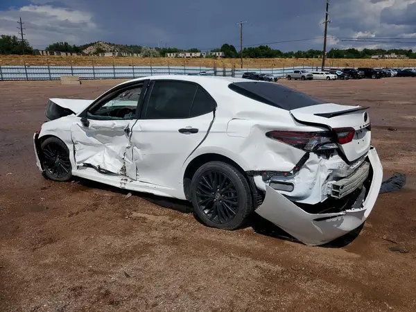 4T1G11BK9MU045982 2021 TOYOTA CAMRY - Image 2