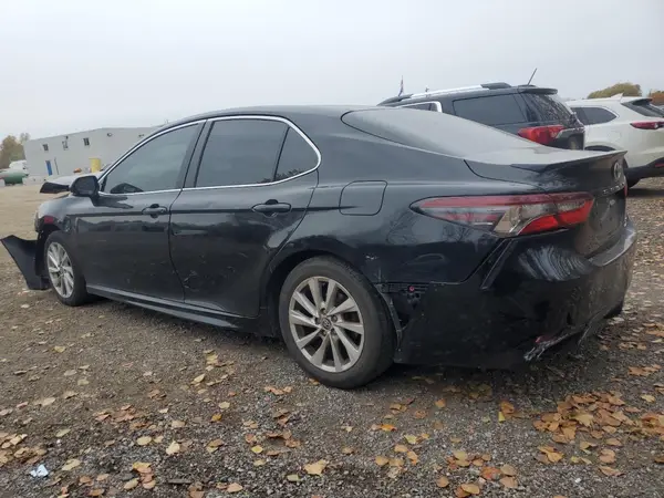 4T1G11BK9NU064792 2022 TOYOTA CAMRY - Image 2