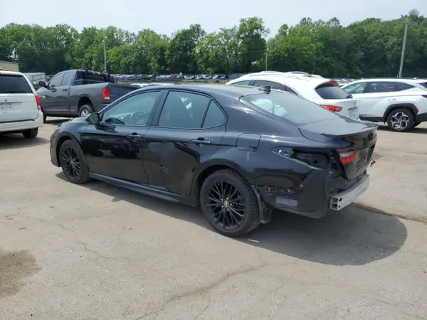 4T1G11BK9NU066655 2022 TOYOTA CAMRY - Image 2