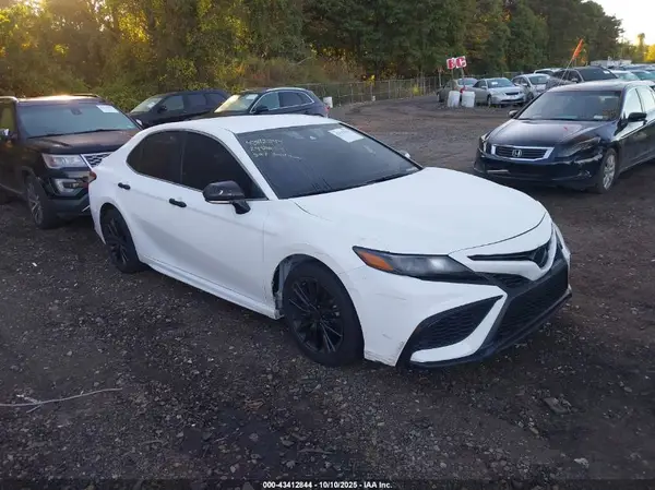 4T1G11BK9RU129310 2024 TOYOTA CAMRY - Image 1