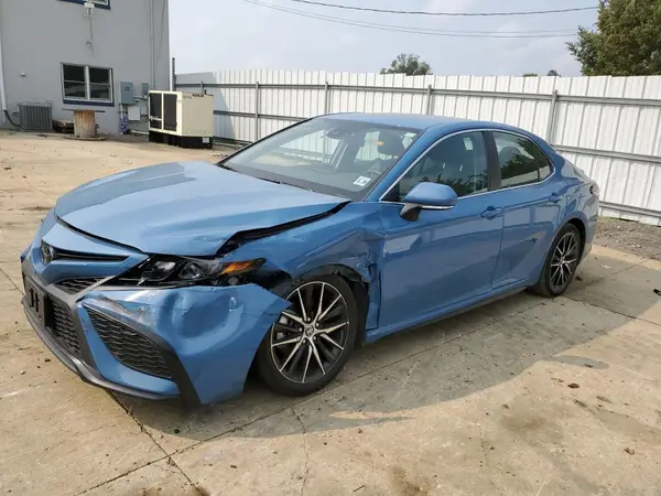 4T1G11BK9RU129646 2024 TOYOTA CAMRY - Image 1