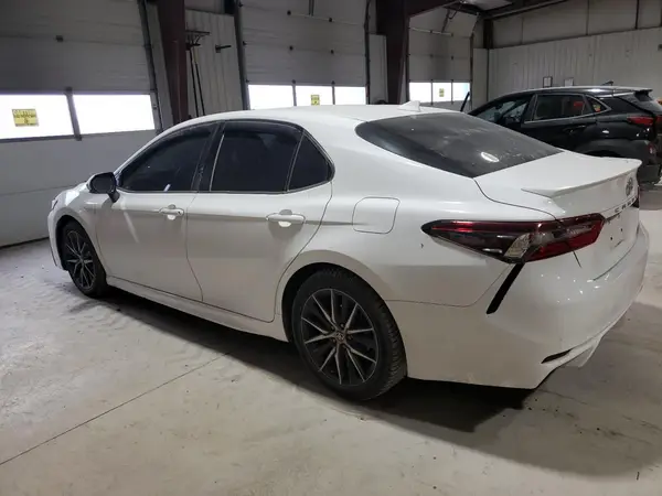 4T1G11BKXMU034814 2021 TOYOTA CAMRY - Image 2