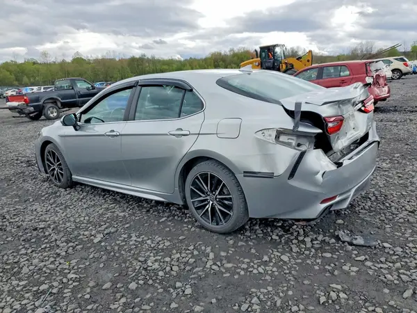 4T1G11BKXMU039348 2021 TOYOTA CAMRY - Image 2
