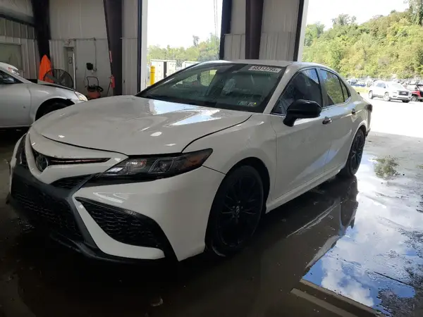 4T1G11BKXMU041651 2021 TOYOTA CAMRY - Image 1