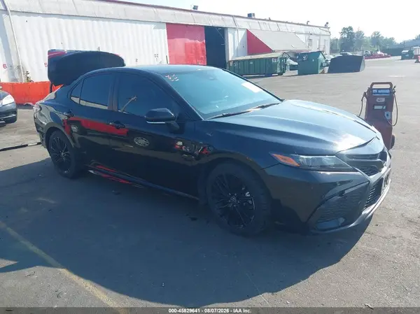 4T1G11BKXNU047998 2022 TOYOTA CAMRY - Image 1