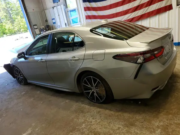 4T1G11BKXNU057513 2022 TOYOTA CAMRY - Image 2