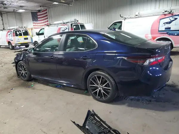 4T1G11BKXNU062789 2022 TOYOTA CAMRY - Image 2