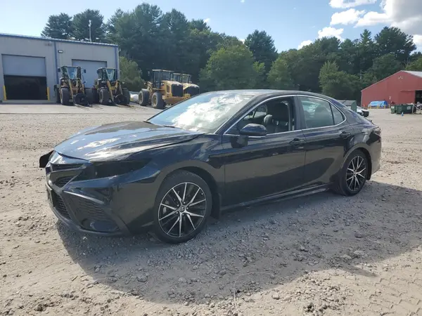 4T1G11BKXNU063960 2022 TOYOTA CAMRY - Image 1