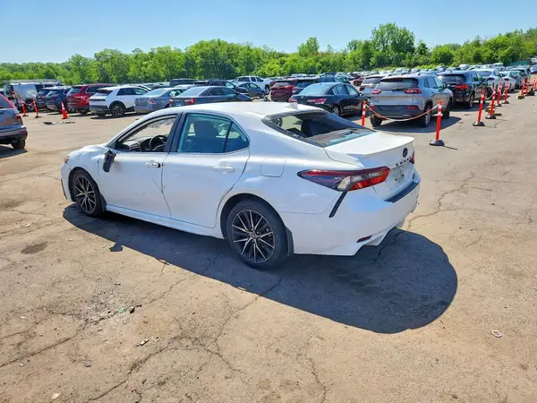 4T1G11BKXPU089798 2023 TOYOTA CAMRY - Image 2