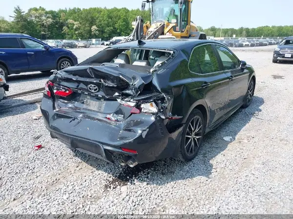 2023 TOYOTA CAMRY auction photo 6