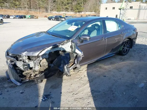 4T1G11BKXRU117683 2024 TOYOTA CAMRY - Image 2